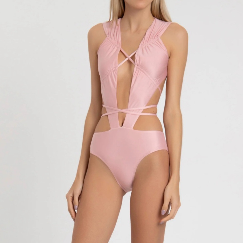 Sinesia Karol Brooke One piece in Penny.